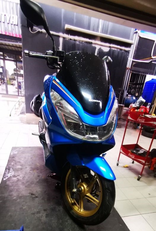ยางรถไซต์เล็กทางร้านก้อมีจำหน่อยนะครับ ขอบคุณลูกค้า PCX บ่ายนี้ครับผม