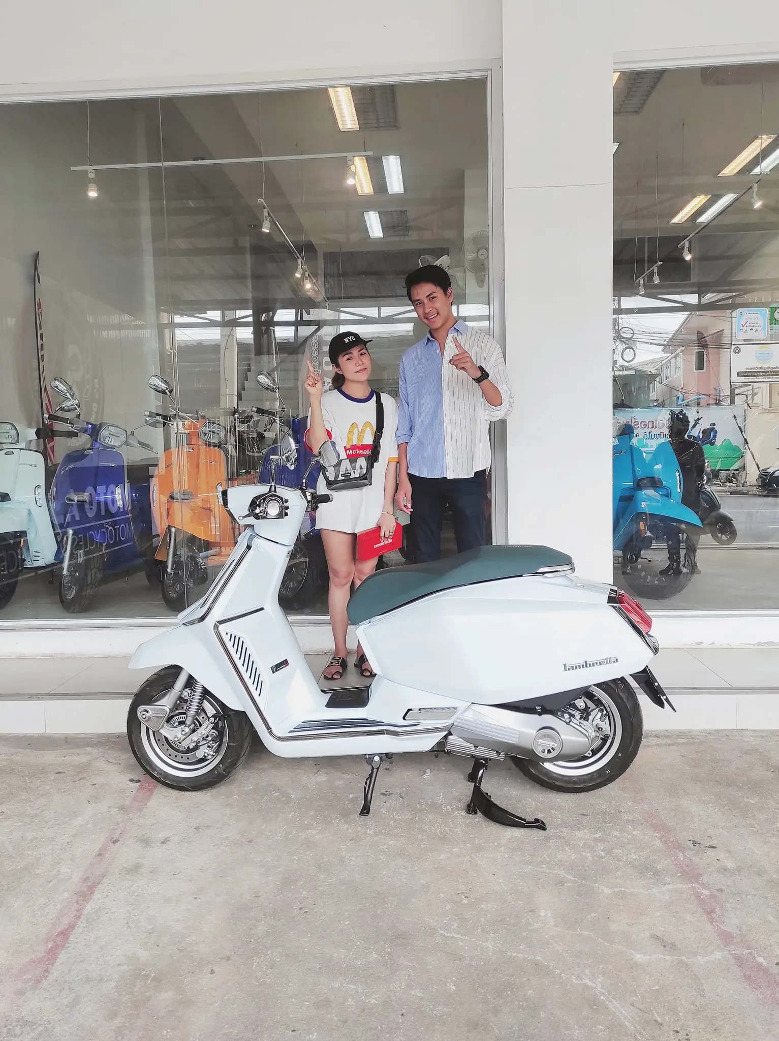 เดือนใหม่แล้วน้าาา มี Lambretta ไว้ใช้กันรึยัง