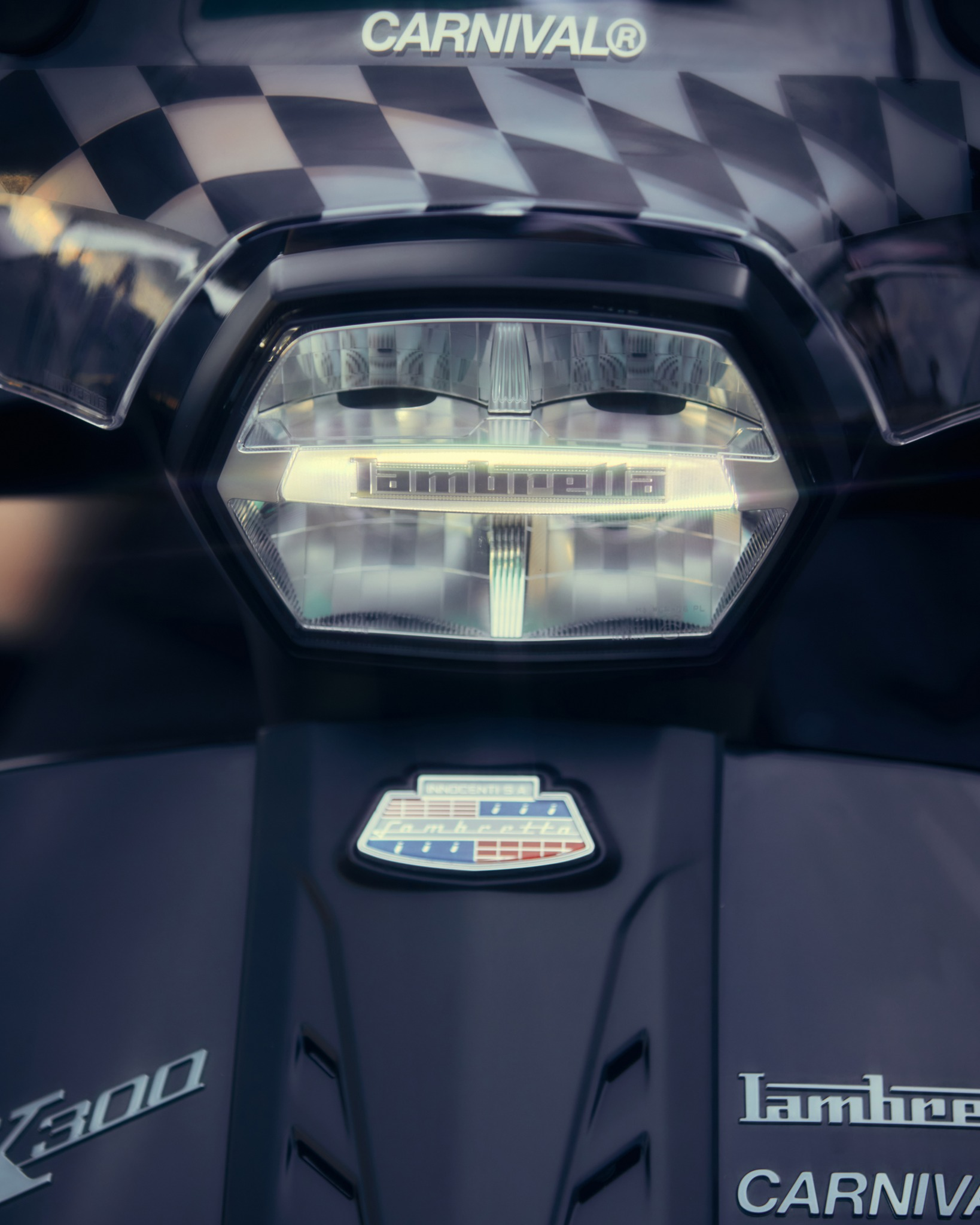 Lambretta X300 Carnival "Midnight Checker"