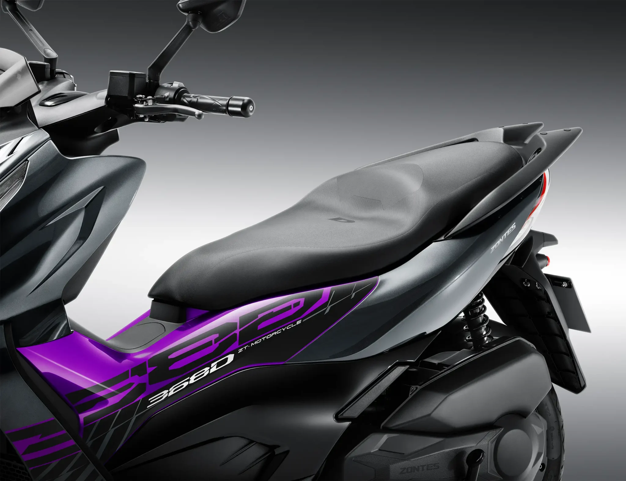 Zontes 368D เบาะดีไซน์สปอร์ต Zontes 368D เบาะดีไซน์สปอร์ต
