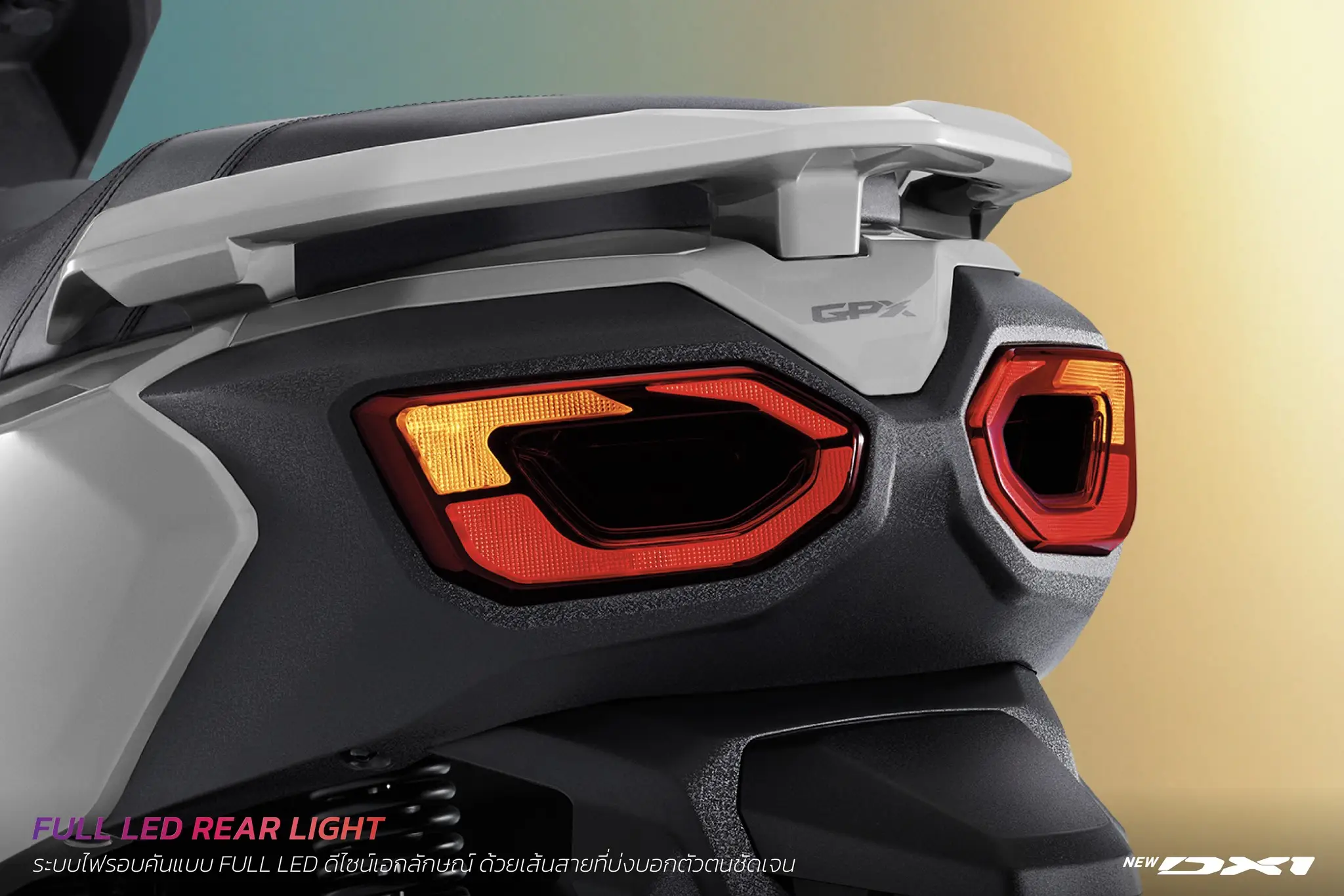 FULL LED REAR LIGHT ระบบไฟท้ายแบบ Full LED ดีไซน์เอกลักษณ์ ด้วยเส้นสายที่บ่งบอกตัวตนชัดเจน สว่างชัด เพิ่มความมั่นใจทุกการเดินทาง